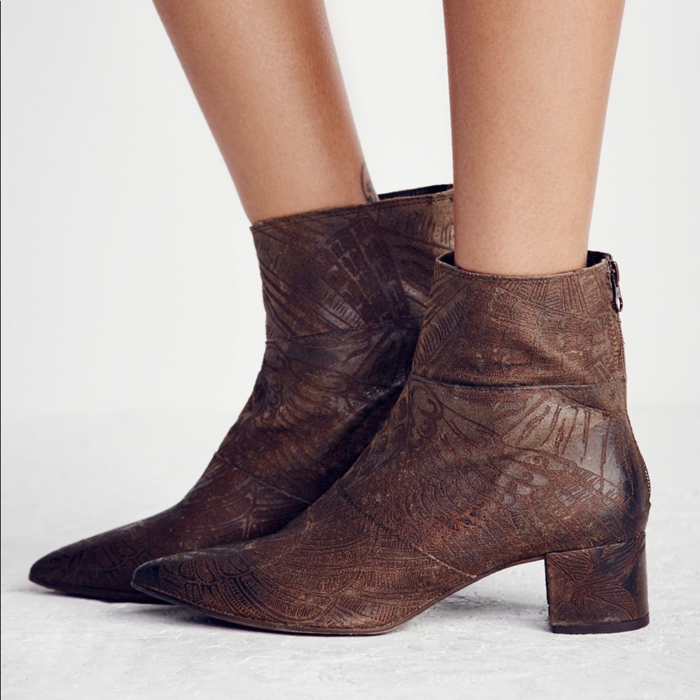 SALE Free People Aura Ankle Boot Brown Laser 39